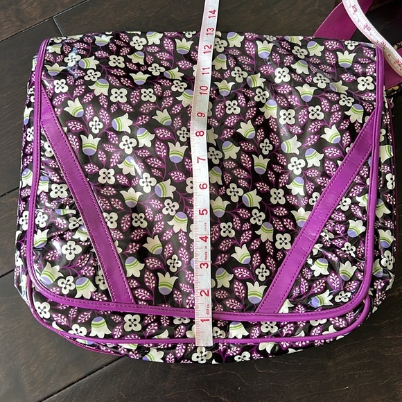 Frill by Vera Bradley messenger bag EUC - Picture 15 of 16